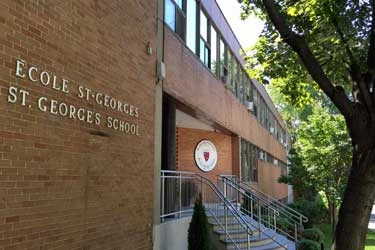 Lavori alla St. George's School di Montreal, part-time