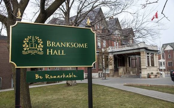 Kariera w Branksome Hall na SchoolAdvice.net